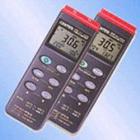 CENTER-306   數(shù)據(jù)記錄式溫度計.量程K型:-200℃～1370℃(-328oF～2498oF).準確度:±(0.3%rdg)+1℃.雙輸入,RS-232介面.16,000 項數(shù)據(jù)記錄器.REL相對值功能.解析度0.1℃，0.1℉
 

 
