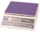 DT10KA  高精度電子天平,優(yōu)越的性能價(jià)格比；自動(dòng)校正、計(jì)數(shù)；全范圍去皮；稱重快捷、測(cè)量穩(wěn)定；操作簡(jiǎn)單、快捷；質(zhì)量單位相互轉(zhuǎn)換；RS-232輸出接口。最大稱量/分度值:10kg/0.1g.稱盤尺寸(mm):260×210.顯示方式:LCD