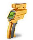 Fluke576紅外線測溫儀 測量溫度為-30～900℃(-25至1600 °F),D:S=60:1標(biāo)準(zhǔn)焦距 ,光譜響應(yīng)8μm至14μm,激光瞄準(zhǔn):三點(diǎn)同軸激光,顯示分辨率:0.1℃

