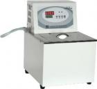SC-25A  數(shù)控超級(jí)恒溫槽.溫度范圍;室溫 -200℃.溫度波動(dòng)度:水 r± 0.1℃ ，油 ± 0.2℃ .工作槽容積尺寸:300 × 250 × 300mm 工作槽開口尺寸:240 × 160mm .