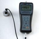  FIRST101 數(shù)字便攜式渦流導(dǎo)電儀,電導(dǎo)率測(cè)試范圍：0.5%IACS—110.0%IACS(0.28-64.0ms/m).分辯率：0.1%IACS.精度：±1% IACS.提離效應(yīng)：探頭補(bǔ)償0.004”(100μm),在制造過程中查驗(yàn)熱處理狀態(tài)，以及檢測(cè)服役條件下過熱損傷；檢測(cè)材料等級(jí)；檢測(cè)導(dǎo)體材料在生產(chǎn)和運(yùn)行狀態(tài)下的電導(dǎo)率；

