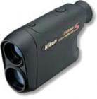 Laser800 激光測距儀 倍率 (x) ： 6 倍 物鏡口徑 (mm) ： 21mm 視野： 6.0 ° 出瞳口徑 (mm) ： 3.5 眼幅 (mm) ： 18mm 測量精度 : ± 0.5m/yd 測量距離 :10-730m(11-800yd) 
