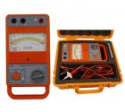 
用途：適用于測量各種變壓器，電機，電纜，開關(guān)，電器設(shè)備等的絕緣電阻
