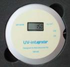  UV-int150+耐高溫UV能量計是一種高質(zhì)量的UV能量測量儀。測試范圍：0-5000mw/cm2，顯示 6個字數(shù)值：0-999999mj/cm2（耐高溫顯示器保護處理）光譜測量范圍 250-410nm MAX:365nm  受熱最高溫度 85度

