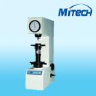 儀器簡介：
HRM-45DT型電動表面洛氏硬度計是一種通過電動加載、保荷卸荷的半自動測試金屬材料表面硬度的洛氏硬度計。具有操作更簡便、壓痕微小、精度高等特點。
