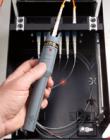 VFF5型光纖故障可視探查器，是一種用于定位光纖斷裂和錯接的激光光源。它可用于局域網(wǎng)、光數(shù)據(jù)鏈路和環(huán)路、電話、轉(zhuǎn)接板和其他線路，以及那些以光纖代替銅纜后要求進(jìn)行安全確認(rèn)的場合