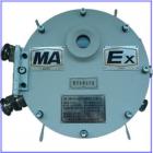 二、主要技術(shù)指標(biāo)

1、供電電壓：AC 660V∕380V∕127V， 50Hz。

2、電壓波動范圍：75 %~110 %

3、二路獨立本安輸出，每路參數(shù)如下：

額定輸出電壓 DC 18V ，額定輸出電流 1000 mA  

過壓保護(hù)值 ≤19.5V

過流保護(hù)值 ≤1050 mA

輸出電壓偏離值 ≤5 %

源效應(yīng) 5 % 

負(fù)載效應(yīng) 5 % 

周期與隨機偏移峰—峰值 ≤250mV

4、保護(hù)方式：雙重過壓、過流保護(hù)，自動恢復(fù)。

5、工作方式：連續(xù)

6、備用電池：電池容量24V∕7Ah（兩節(jié)），供電時間 ≤2 h