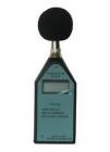 主要技術(shù)性能：


(1) 傳聲器：AWA14421型預(yù)極化測(cè)試電容傳聲器，外徑Φ12.7mm(1/2”)。
            標(biāo)稱(chēng)靈敏度：約40mV/Pa；頻率范圍：20Hz～8kHz。
(2) 本機(jī)噪聲：小于35dB
    測(cè)量上限：130dB
(3) 頻率范圍：20Hz～8kHz
(4) 頻率計(jì)權(quán)：A計(jì)權(quán)
(5) 時(shí)間計(jì)權(quán)：F（快），S（慢）
(6) 參考方向：為電容傳聲器的軸向
(7) 準(zhǔn)確度：符合GB／T3785.1-2010 2級(jí)和IEC61672-1:2002  2級(jí)
(8) 顯示：3位半LCD，直接顯示測(cè)量的Lp、Lmax。
(9) 校準(zhǔn)：使用AWA6221B型聲級(jí)校準(zhǔn)器（2級(jí)）。
(10) 電源：2×R06P（7#）電池，可連續(xù)工作20小時(shí)以上, 耗電約20mA。
(11) 外形尺寸：１３０×４０×16(mm)。
(12) 質(zhì)量：8 0克 。
(13) 使用條件：氣溫：0℃~+40℃     相對(duì)濕度：25%~90%